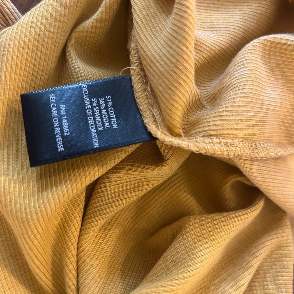 NWT Torrid Mustard Long Sleeve Top with Lace Detail Size 2 (18-20) - Picture 7 of 9